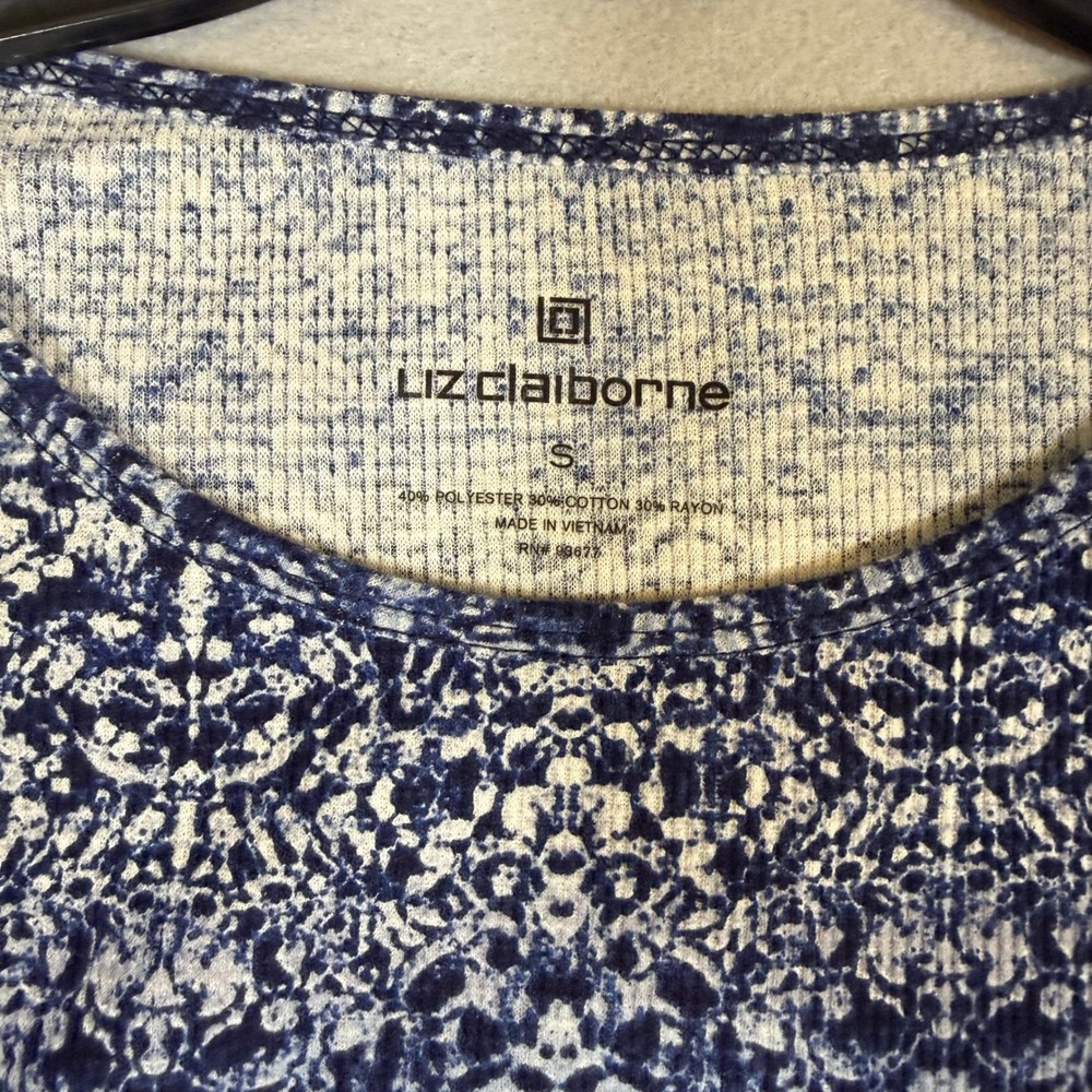 Liz Claiborne LS Thermal Knit Top Glacial Blu Multi Blue White Small NWT - Picture 2 of 8